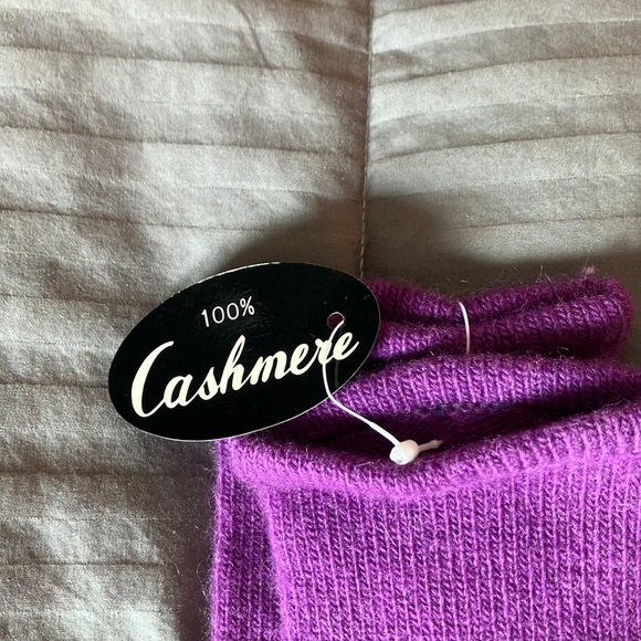 NWT Gorgeous Elbow-Length Cashmere Gloves